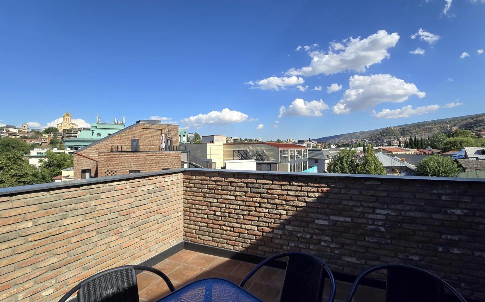 Griffin Hotel Tbilisi Exterior photo