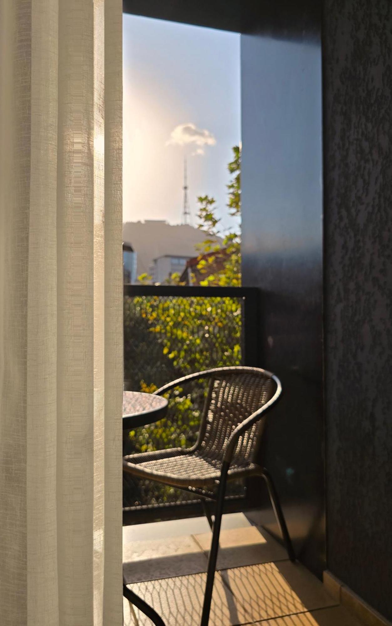 Griffin Hotel Tbilisi Exterior photo